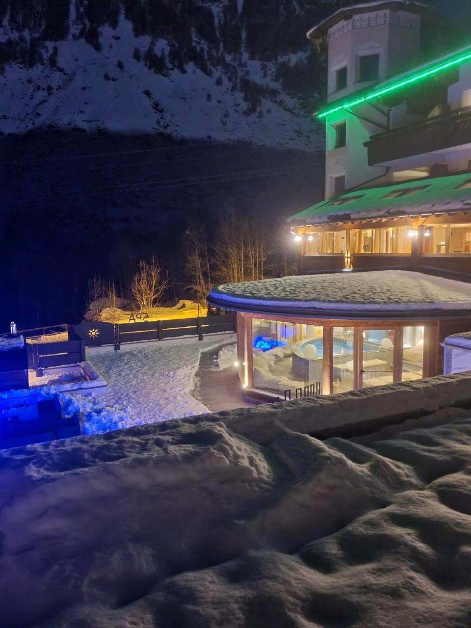 Alps Oriental Wellness Hotel Камподольчино Экстерьер фото